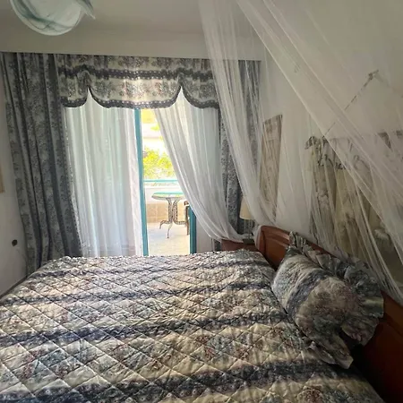 Smaragdi Apartament